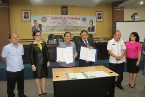 UNIMA , Institut Teknologi Bandung,  Dr Ir Kadarsah Suryadi DEA, Syerly Adelyn Sompotan