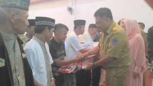  Gubernur Sulawesi Utara, Olly Dondokambey ,  buka puasa, Kotamobagu 