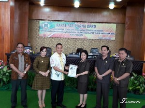 Wali Kota Tomohon mengajukan Ranperda Laporan pertanggungjawaban Pelaksanaan APBD  2016