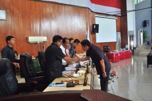 DPRD Kota Bitung Gelar Paripurna Pembicaraan Tingkat I Ranperda APBD 20185