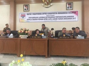 Rapat Paripurna Penyampaian LKPJ Kepala Daerah Kepada DPRD Minsel TA 20173