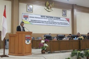 Rapat Paripurna Istimewa Penyampaian Keputusan DPRD Minsel Tentang Rekomendasi LKPJ Kepala Daerah Tahun Anggaran 20172