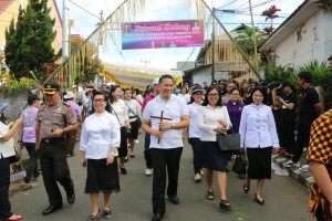 Wali Kota ambil bagian dan menjadi peserta Pawai Paskah