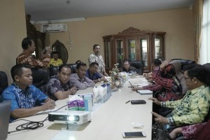 Kunjungan KOmisi II DPRD Barito Kuala di Mal Pelayanan Publik Tomohon