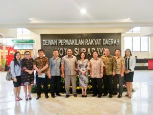 Rombongan DPRD Tomohon di DPRD Surabaya