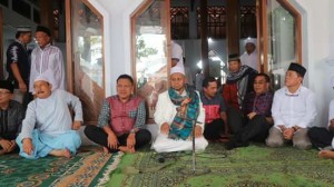 Bupati Minahasa Dampingi Gubernur Sulut Hadiri Perayaan Lebaran Ketupat Di Kampung Jawa3