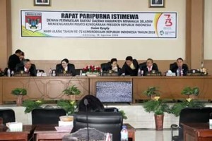 DPRD Minsel Gelar Paripurna Istimewa Mendengarkan Pidato Kenergaraan Presiden RI6
