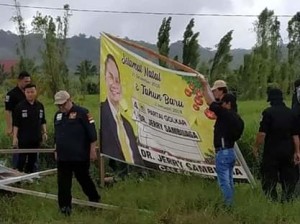 Bawaslu Kabupaten Minahasa, Erwin Sumampouw , APK Bermasalah