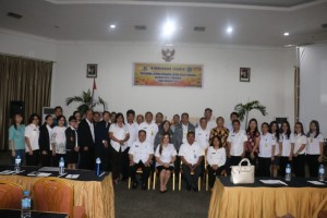 Wakil Wali Kota, Kepala Badan pengelolaan Keuangan dan Pendapatan Daerah bersama peserta Bimtek