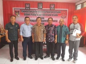 Dinas Pendidikan Minahasa , TOFI Tim Olympiade Fisika Indonesia,Prof Johanes Surya PhD, Drs Riviva Maringka