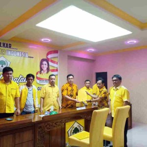 Berkas pendaftaran Jimmy F Eman SE Ak CA diterima tim seleksi DPD Partai Golkar Sulawesi Utara