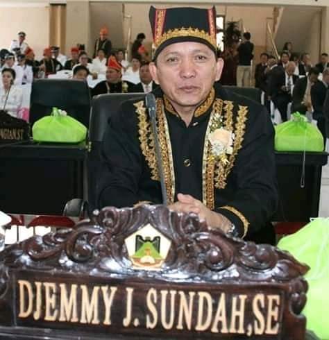 Djemmy J Sundah SE, Ketua DPRD Tomohon
