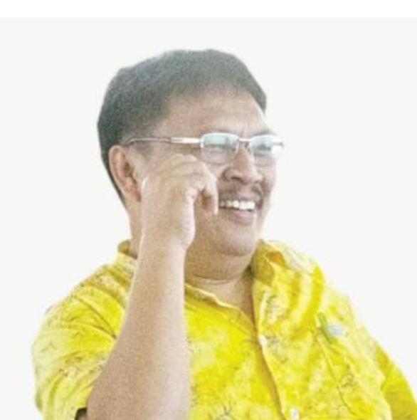 Frets H Kles ST, Sekretaris DPD II Partai Golkar Tomohon