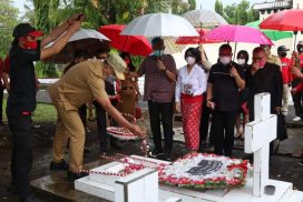 Peringati HUT ke-56 Sulut, Gubernur Olly Ziarah ke Makam CJ Rantung dan HV Worang