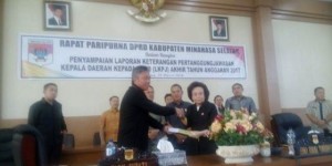 Rapat Paripurna Penyampaian LKPJ Kepala Daerah Kepada DPRD Minsel TA 20171