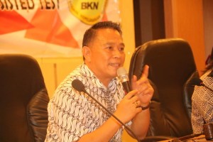 Wali Kota Tomohon Jimmy F Eman SE Ak membuka seleksi CPNS 2018