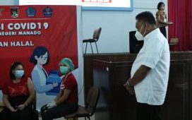 Gubernur Sulawesi Utara, Olly Dondokambey, vaksinasi Covid-19, Universitas Manado,