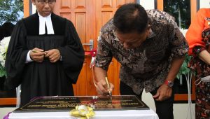 Gubernur Sulawesi Utara, Olly Dondokambey, Sinode GMIST,