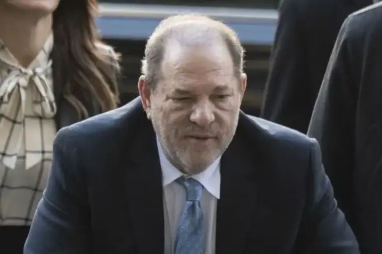 Harvey Weinstein Kembali Diadili, Hadapi Sidang Pemerkosaan Keempat