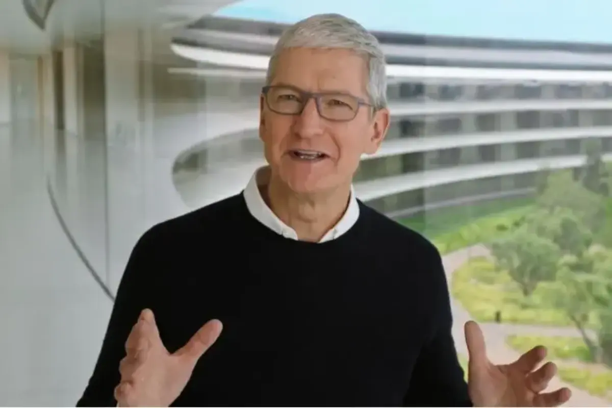 BREAKING NEWS: CEO Apple Tim Cook Mengundurkan Diri