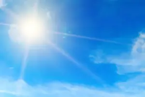 Cuaca Bekasi Berawan Sepanjang Hari, Kelembapan Tinggi Picu Rasa Gerah