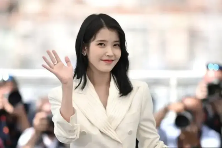 Dikenal Tak Mau Terima Undangan Nonton Konser, IU Ungkap Alasan Pilih Beli Tiket Sendiri