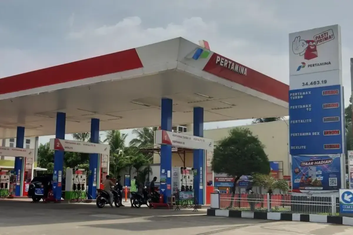 INDEF: Kenaikan Harga BBM Non-Subsidi Picu Inflasi dan Migrasi EV