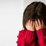 Belajar dari Kasus Balita Tewas di Kediri, Tidak Bolehkah Menitipkan Anak ke Neneknya?