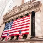 Wall Street Melemah: Konflik Iran Bayangi Data Positif Ekonomi AS