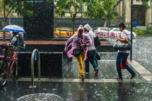 BMKG Peringatkan Hujan Lebat dan Angin Kencang 22–27 April 2026, Ini Daftar Wilayahnya