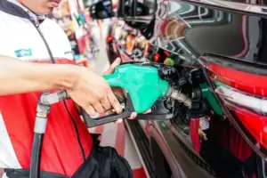 Dampak Harga BBM dan LPG Naik: Pejabat Berhemat, UMKM Tertekan