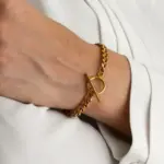 Demi Miras, Pemuda Kupang Ini Nekat Curi Gelang Emas 20 Gram Tantenya, Dijual Rp 650 Ribu