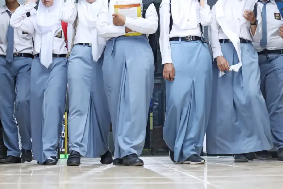 Kasus Guru yang Akhirnya Maafkan Siswa yang Mengoloknya: Kronologi hingga Sanksi