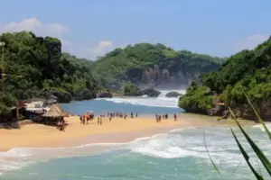 5 Wisata Pantai di Gunungkidul Jogja untuk Wisata Keluarga Seru