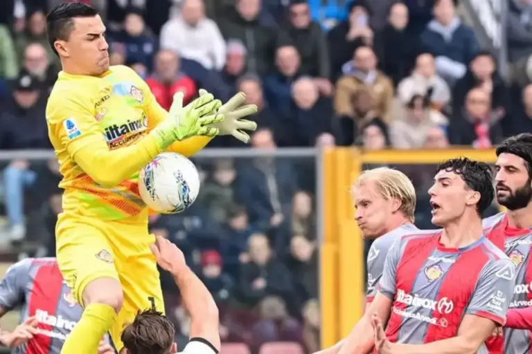 Lecce Imbang Lawan Fiorentina 1-1, Emil Audero dkk Selamat dari Zona Merah Pekan Ini