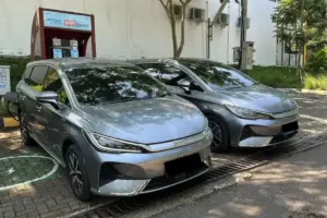 Tambahan Biaya Tahunan Mobil Listrik Berdasarkan Aturan Terbaru