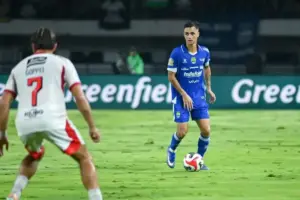 Hanya Unggul 2 Poin dari Borneo FC, Eliano Reijnders Sebut Persib Masih di Jalur Juara