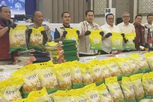 Ciri Beras SPHP Asli vs Palsu, Belajar dari Kasus Beras Oplosan di Jawa Timur