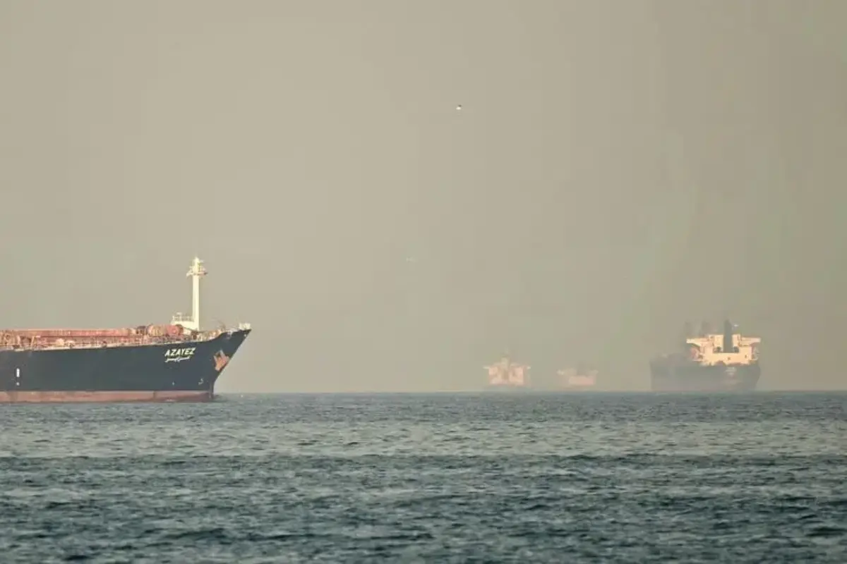 Lebih dari 20 Kapal Tembus Selat Hormuz, Satu Kapal Tanker LPG Menuju RI