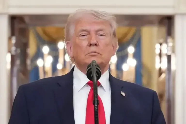 Trump Keluarkan Peringatan ke Iran, Ancam Ini jika Tolak Berunding