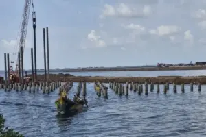 Laut Cilincing Terkepung Reklamasi, Nelayan: Pak Gubernur Tolong Turun ke Lokasi!