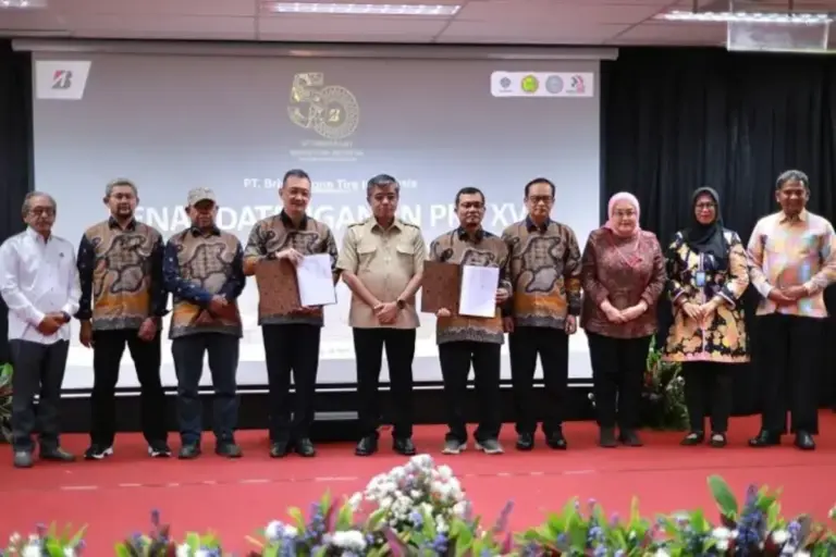 PKB XVI Bridgestone Indonesia Diteken, Menaker Dorong Hubungan Industrial Naik Kelas