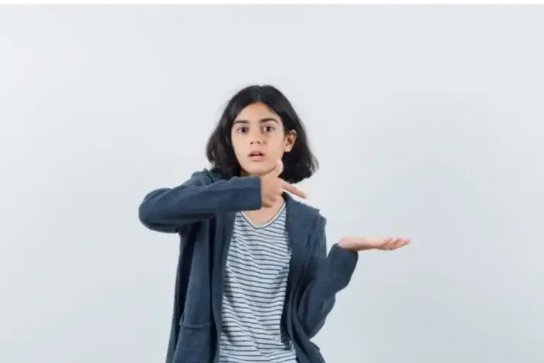 50 Kata Sindiran Halus tapi Menyakitkan, Bikin Dia Auto Kepikiran