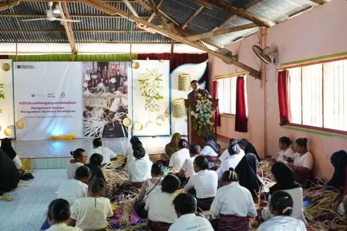 Perkuat Ekonomi Daerah, BNI Berdayakan 430 Perempuan NTT lewat Program Anyaman Lontar