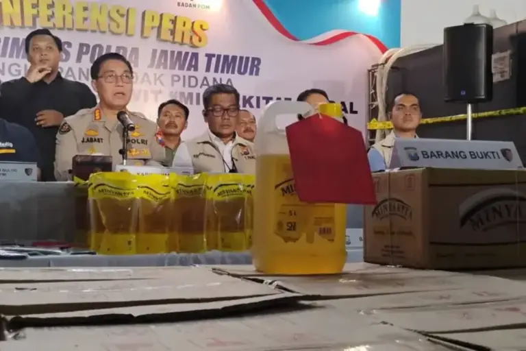 Gudang Minyakita Palsu Digerebek, 1 Liter Minyak Diisi 700 Mililiter