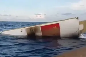 Viral Temuan Diduga Puing Pesawat di Anambas, Ada Lambang Bendera China