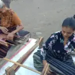 Perjuangan Para Kartini di Flores Timur, Setia Jaga Warisan Leluhur dengan Menenun