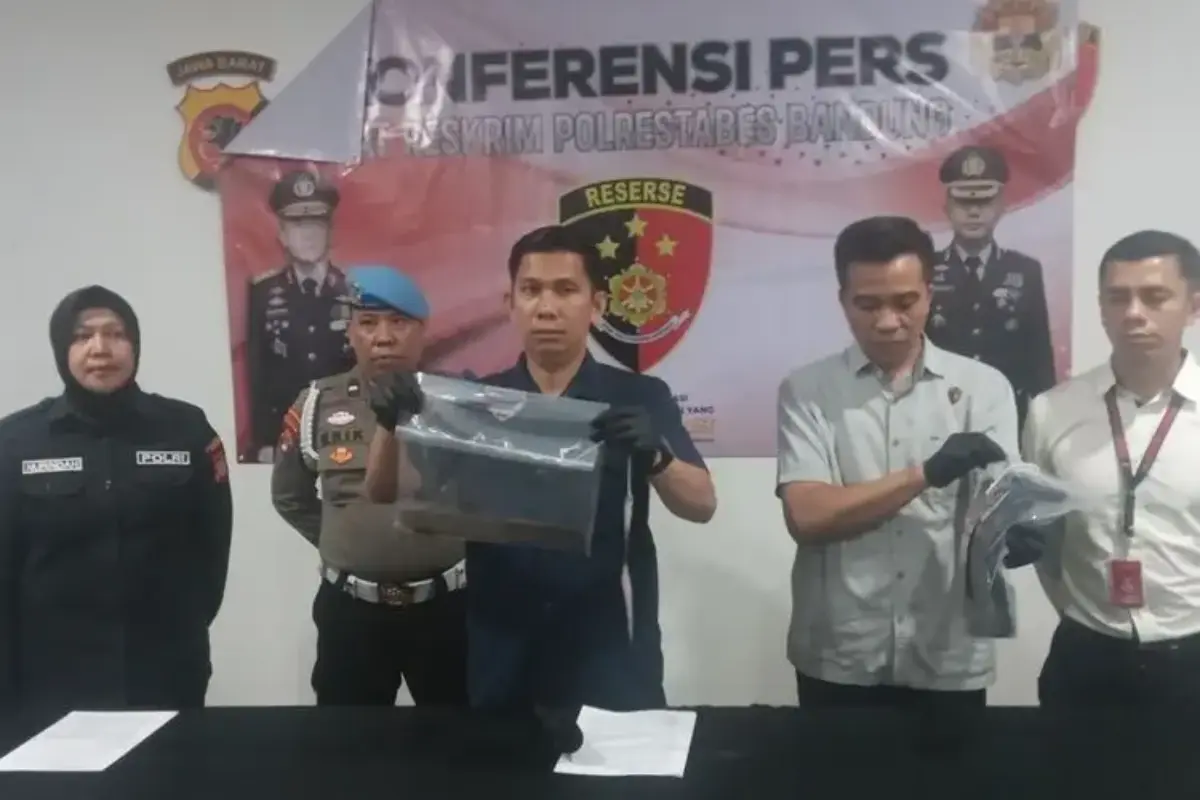 Cemburu Berujung Maut, Pria di Bandung Tewas Ditusuk di Kamar Kos