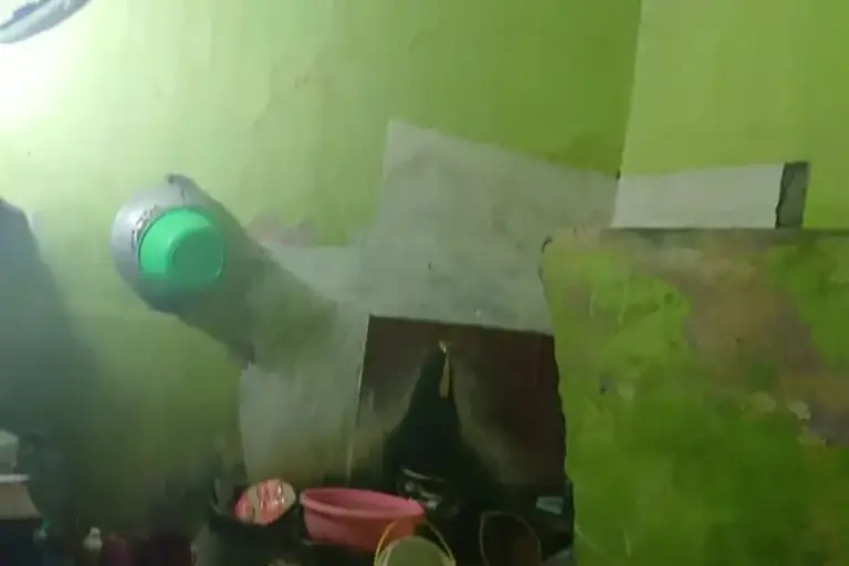 Kronologi Wanita Paruh Baya Tewas Tertimpa Tembok Kamar Mandi di Jakut