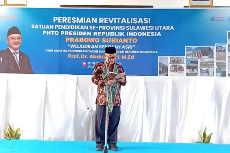 Kunjungi SD Negeri Sinuian, Mendikdasmen Berasa Bukan Berada di Indonesia